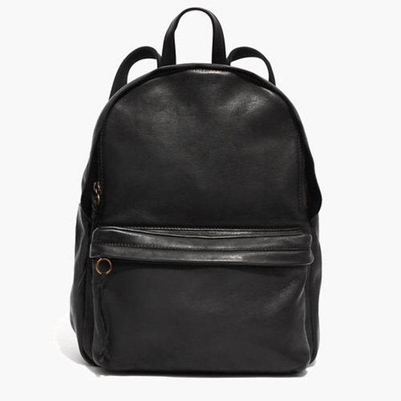 Madewell Handbags - Madewell Lorimer Backpack Black EUC  *Zipper*